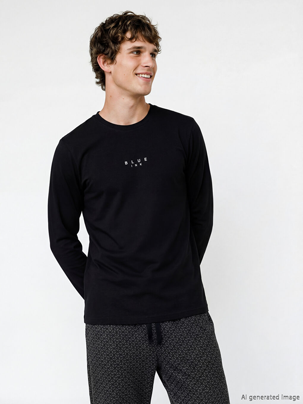 Siyah Standart Kalıp Baskılı Erkek Pijama Takım-1