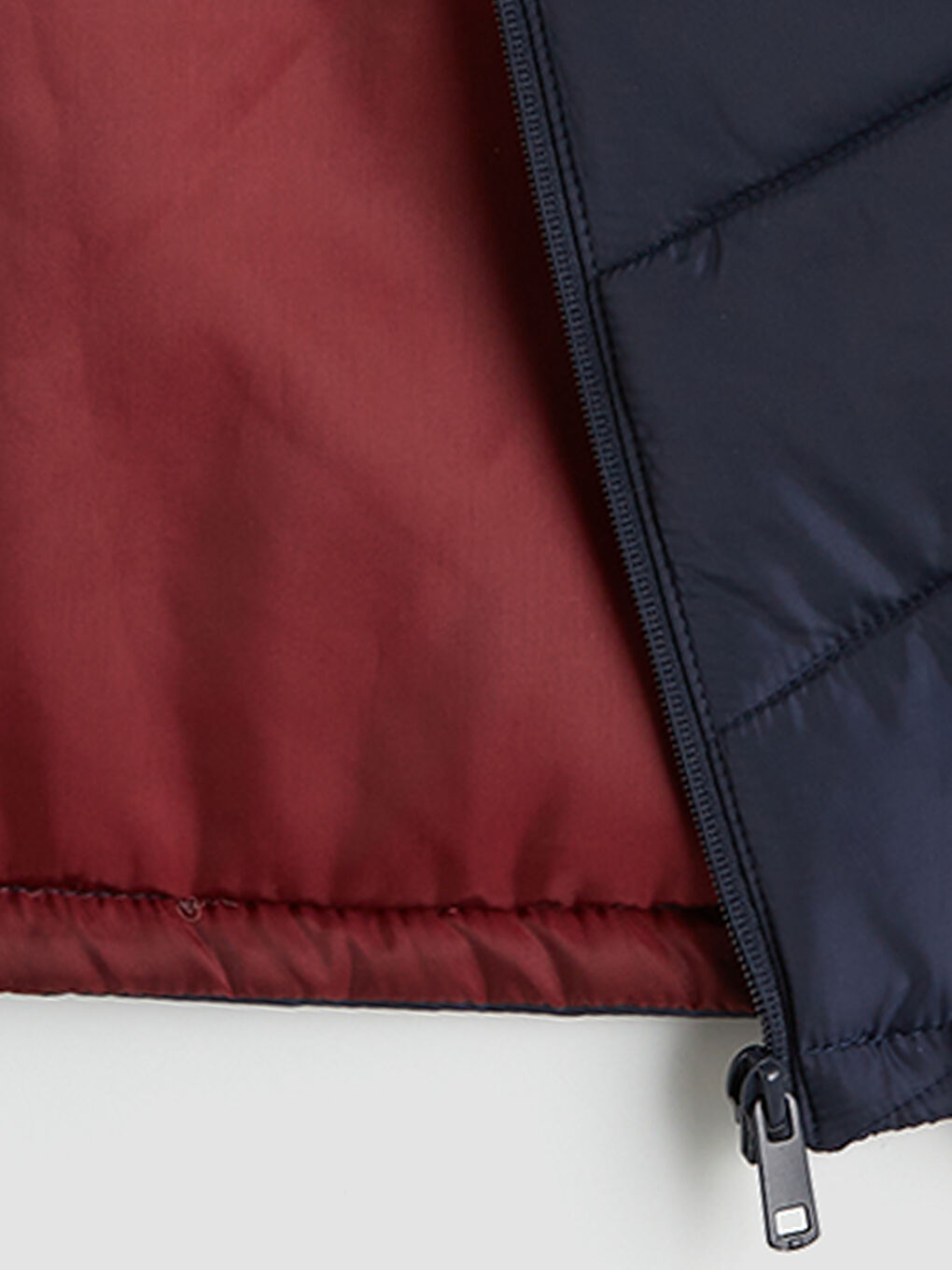 Lacivert Kapüşonlu Barcelona Baskılı Erkek Çocuk Şişme Yelek-2