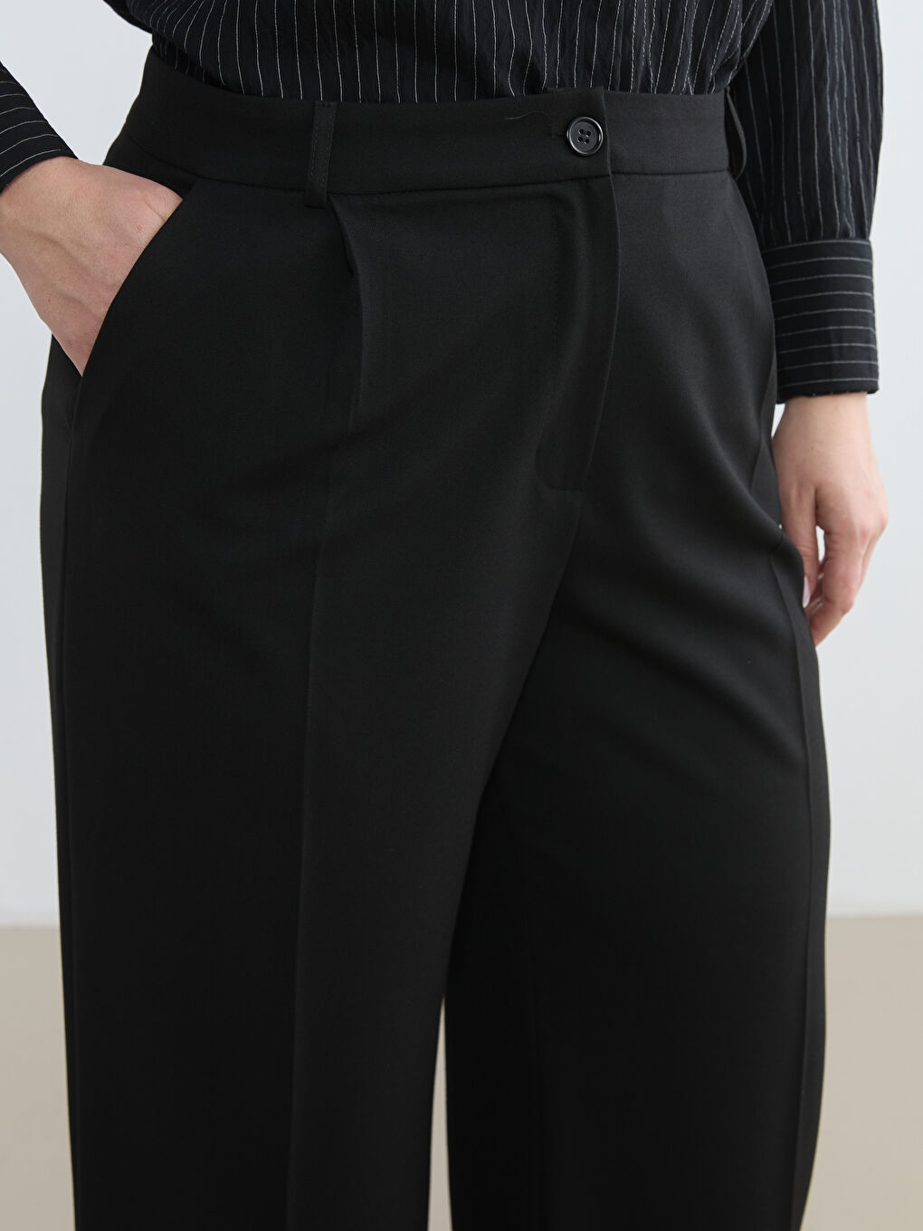 Siyah Yüksek Bel Geniş Paça Kadın Pantolon-6