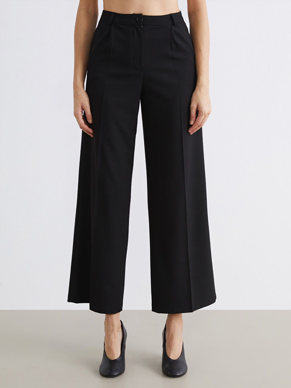 Siyah Yüksek Bel Geniş Paça Kadın Pantolon-2
