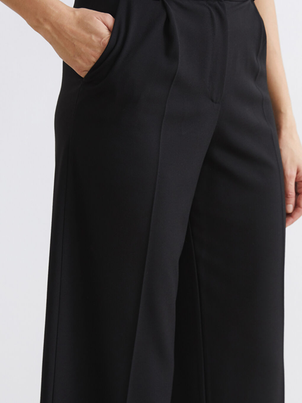 Siyah Yüksek Bel Geniş Paça Kadın Pantolon-3