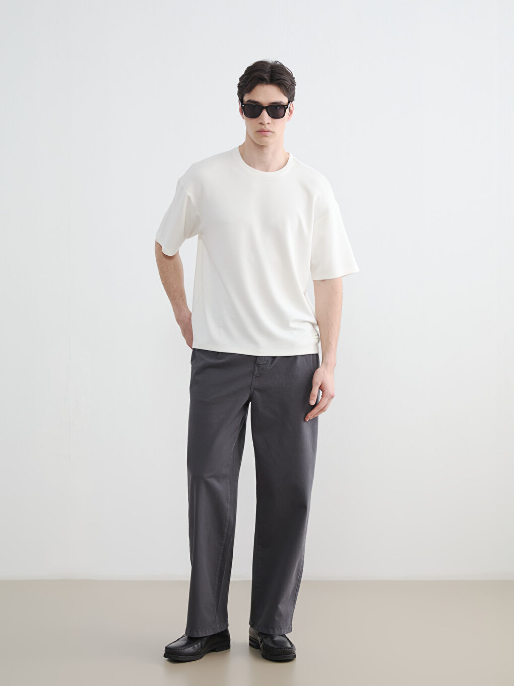 Antrasit Rahat Kalıp Gabardin Erkek Pantolon 