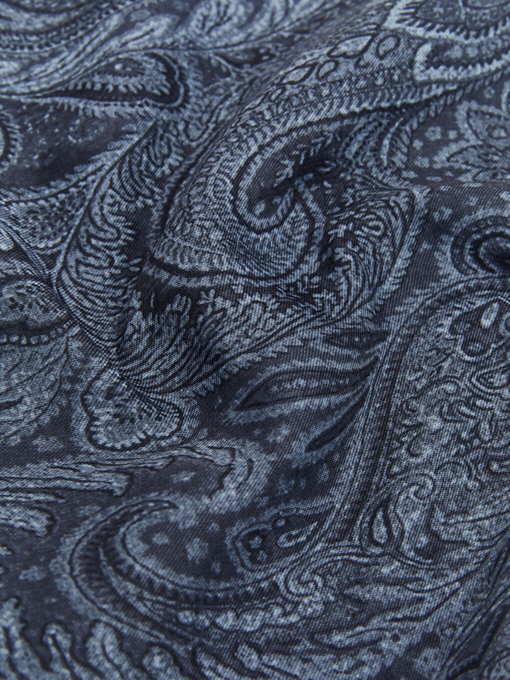 Siyah Desenli Kadın Şal-2