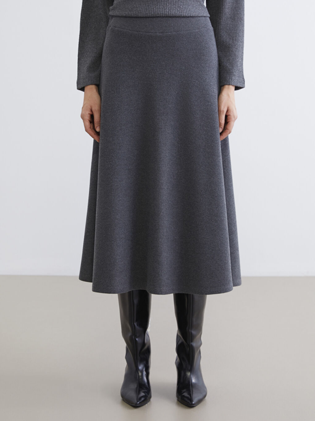 Antrasit Beli Lastikli A Kesim Triko Etek-1