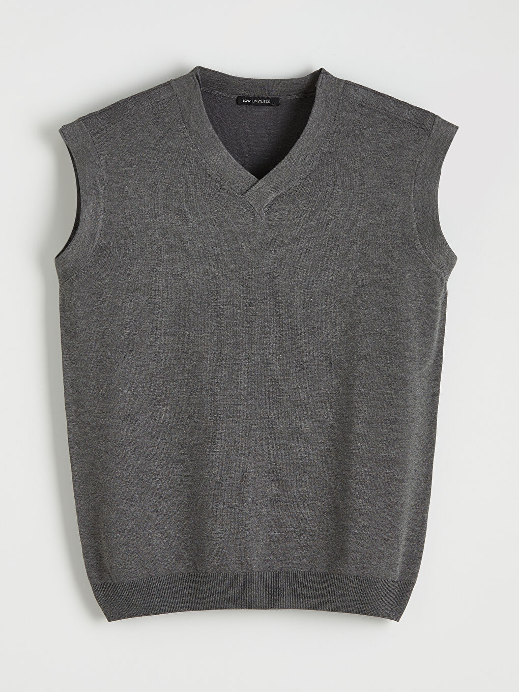 Gri V Yaka Erkek Triko Süveter-1