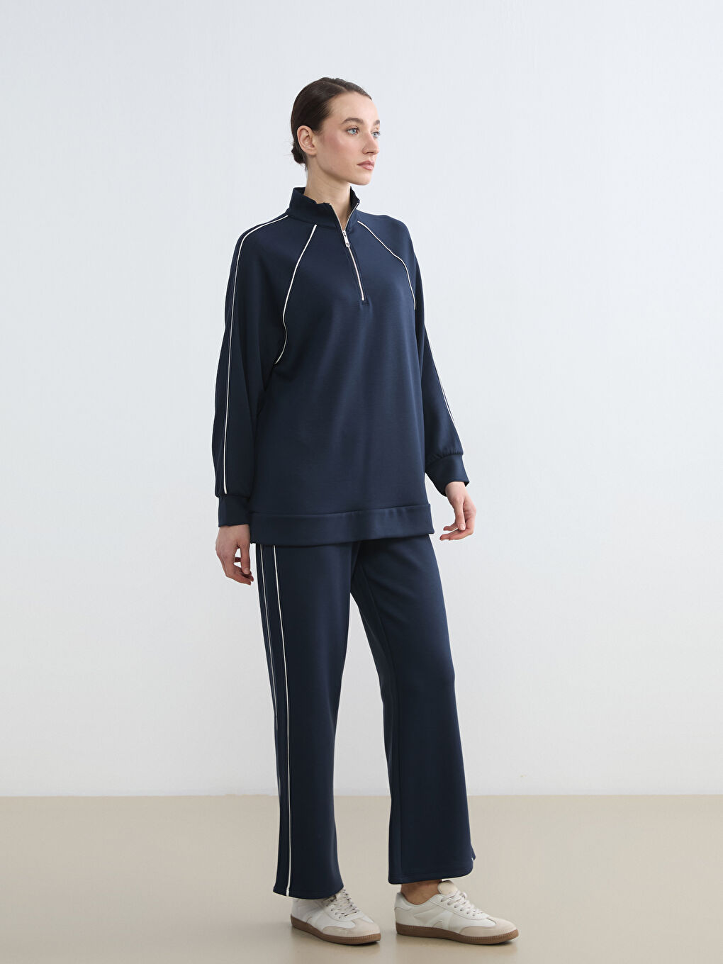 تونیکی سویتشێرت شینی تۆخ ژن-1