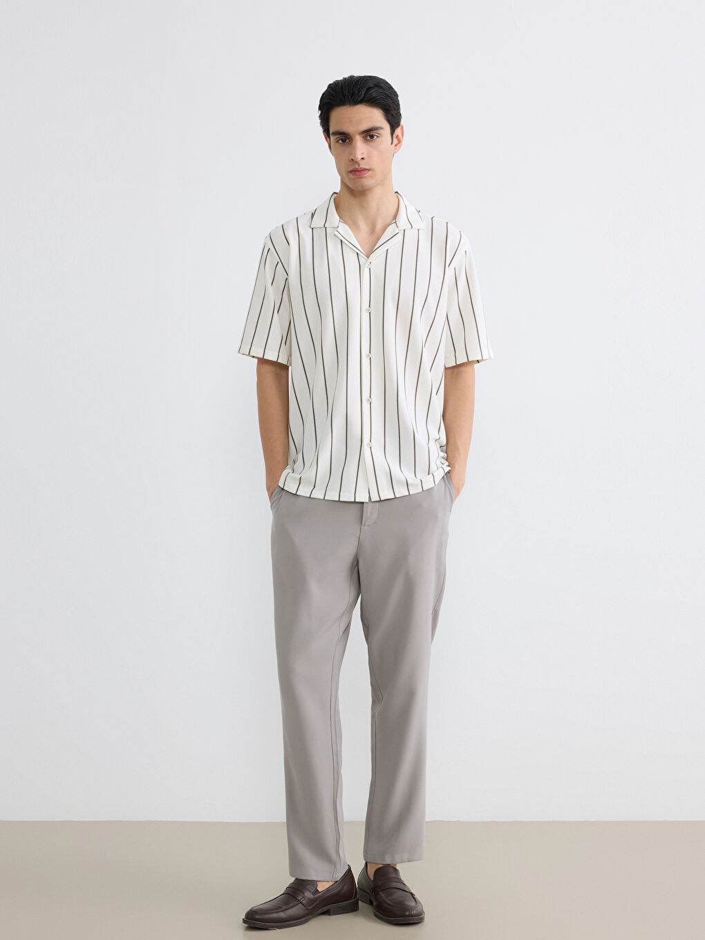Ekru Regular Fit Çizgili Erkek Gömlek-1