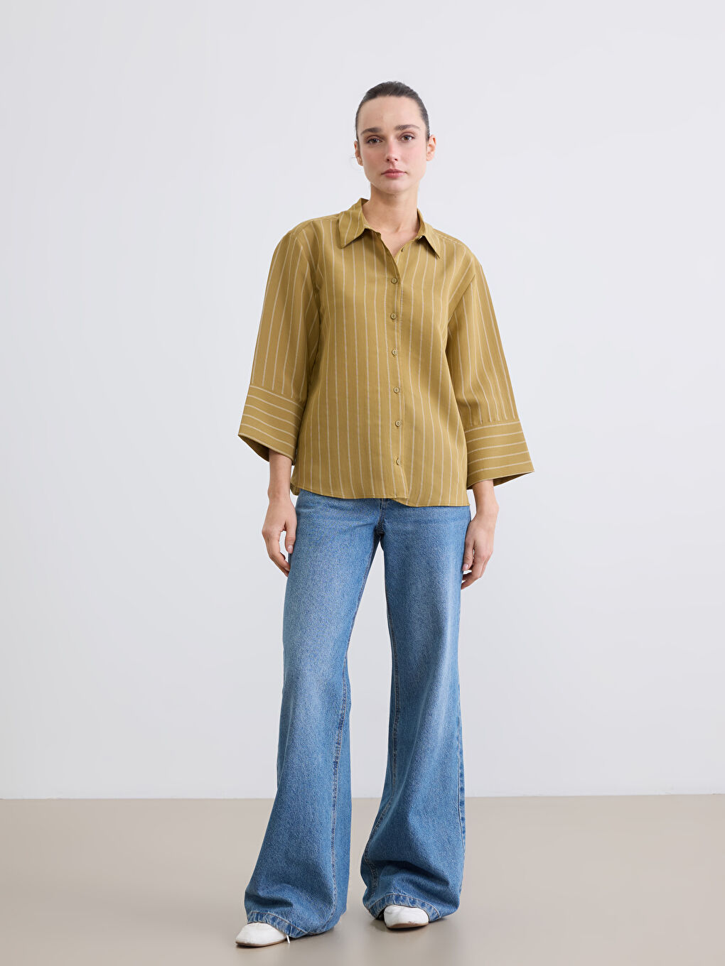 Haki Çizgili Poplin Kadın Gömlek-1