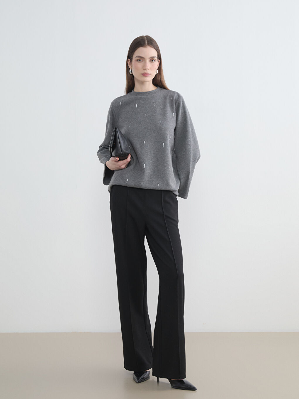 Antrasit Bisiklet Yaka Taşlı Kadın Sweatshirt Tunik-1