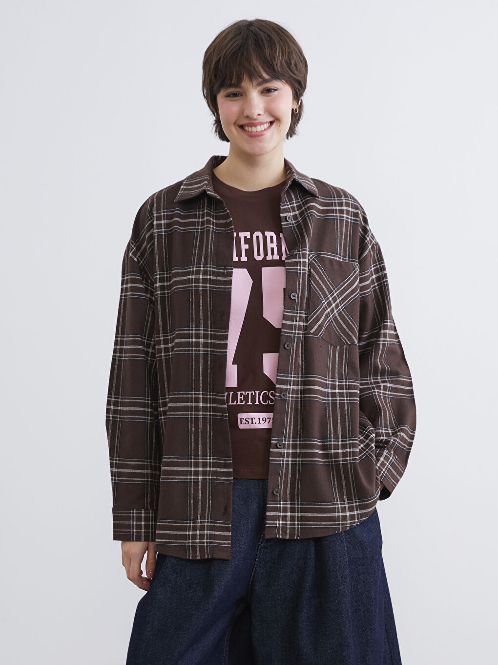 Kahverengi Ekose Oversize Krinkle Kadın Gömlek