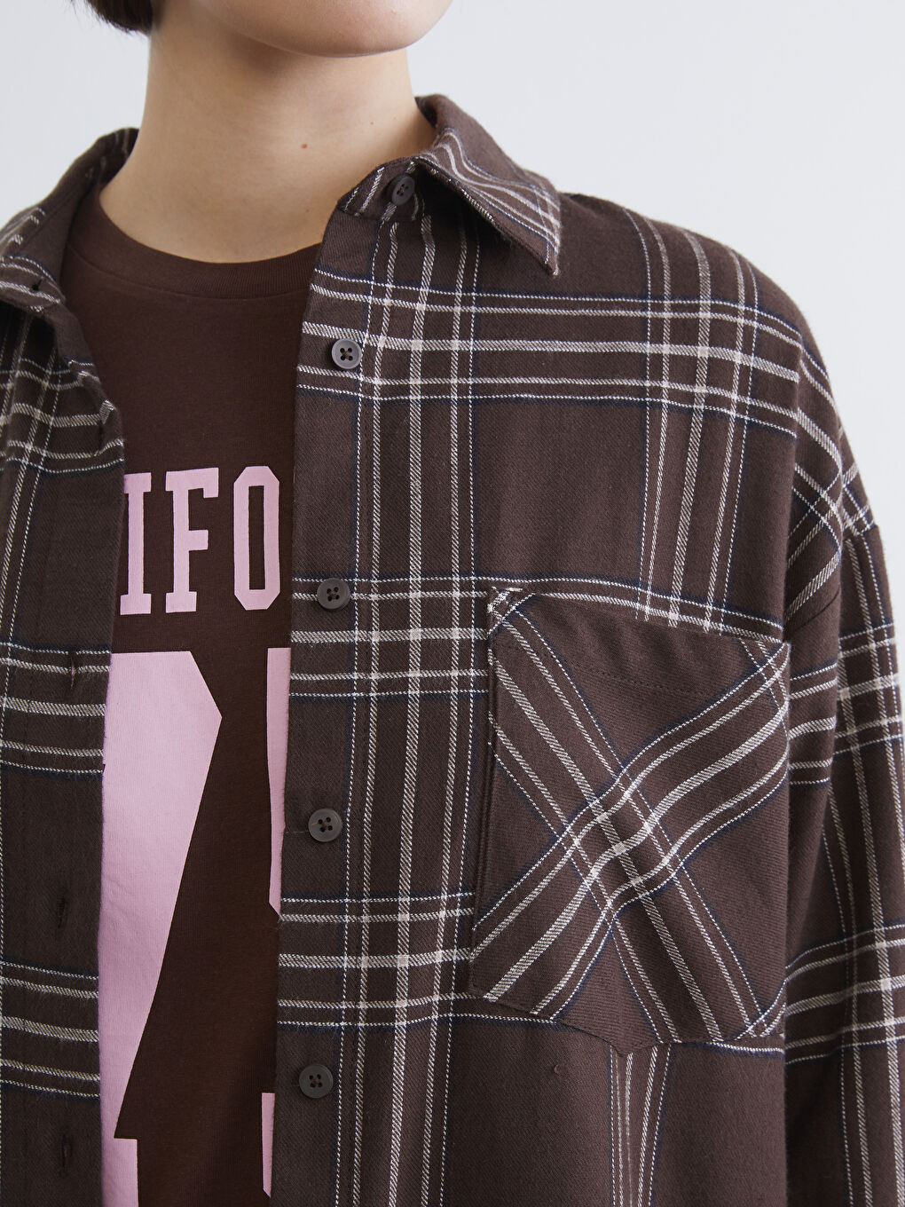 Kahverengi Ekose Oversize Krinkle Kadın Gömlek-2