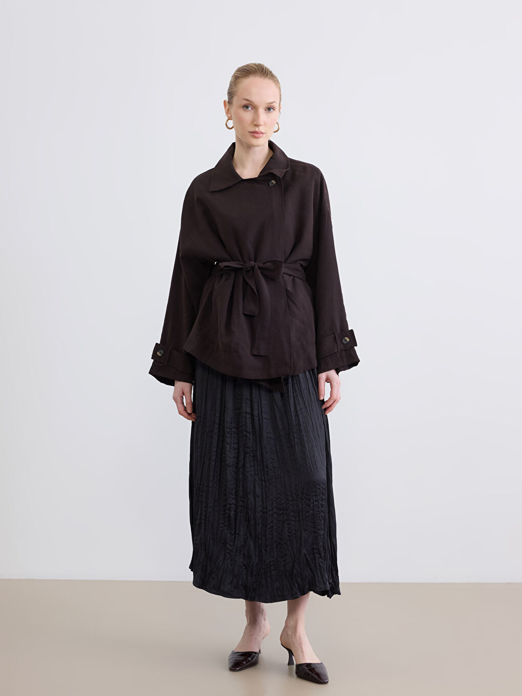 Collared Neck Sash Detailed Oversize Women's Jacket-2