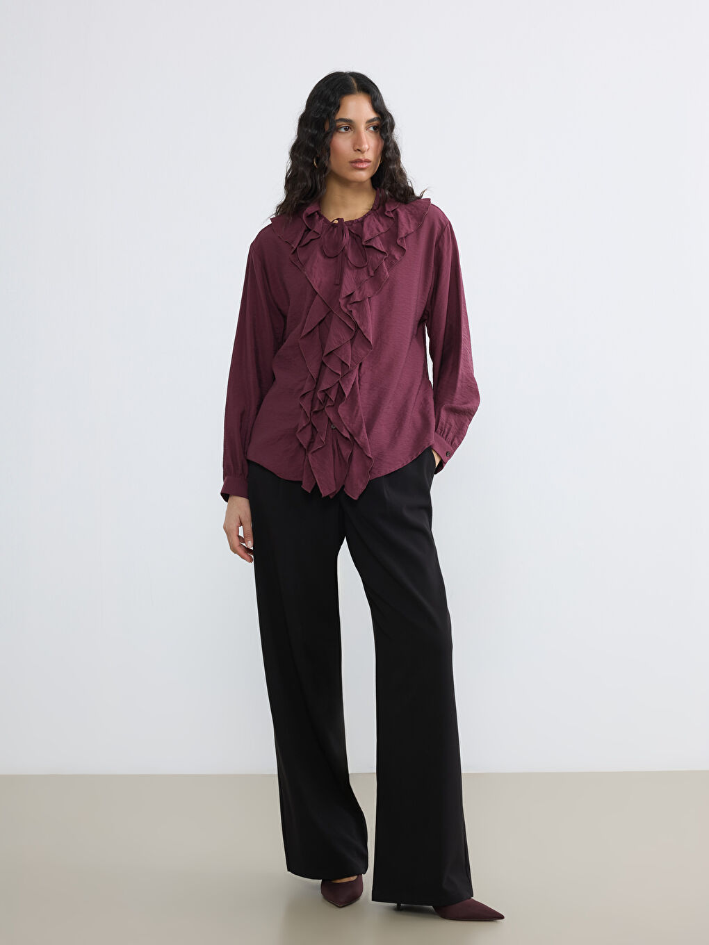 Bordo Bağlamalı Yaka Fırfırlı Oversize Bluz-1