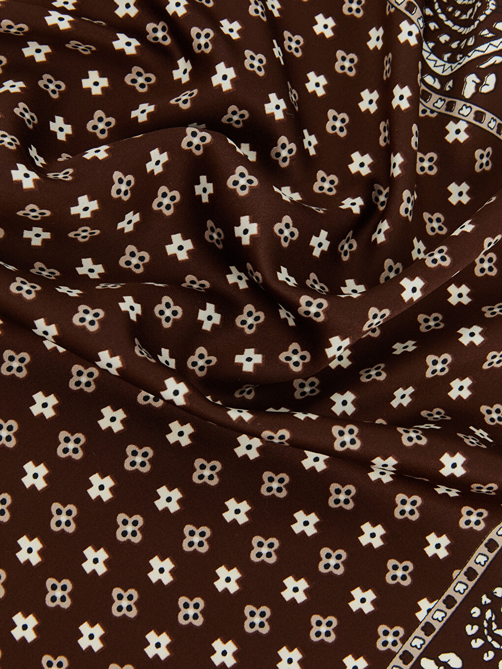 Kahverengi Desenli Kadın Bandana-1
