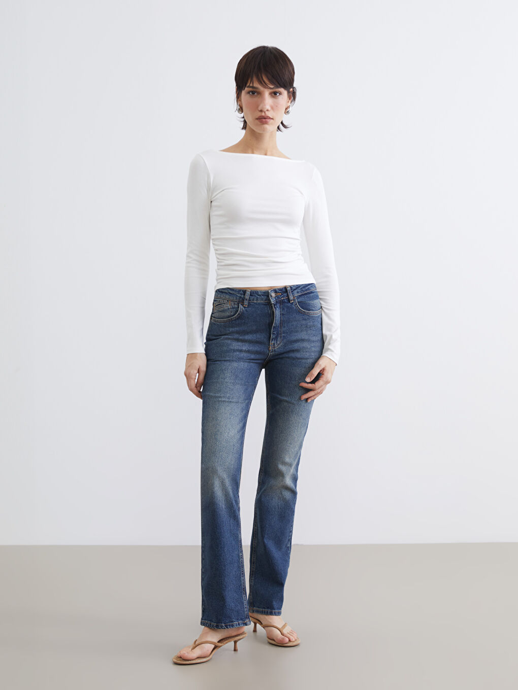 Ekru Kayık Yaka Büzgülü Body	-1