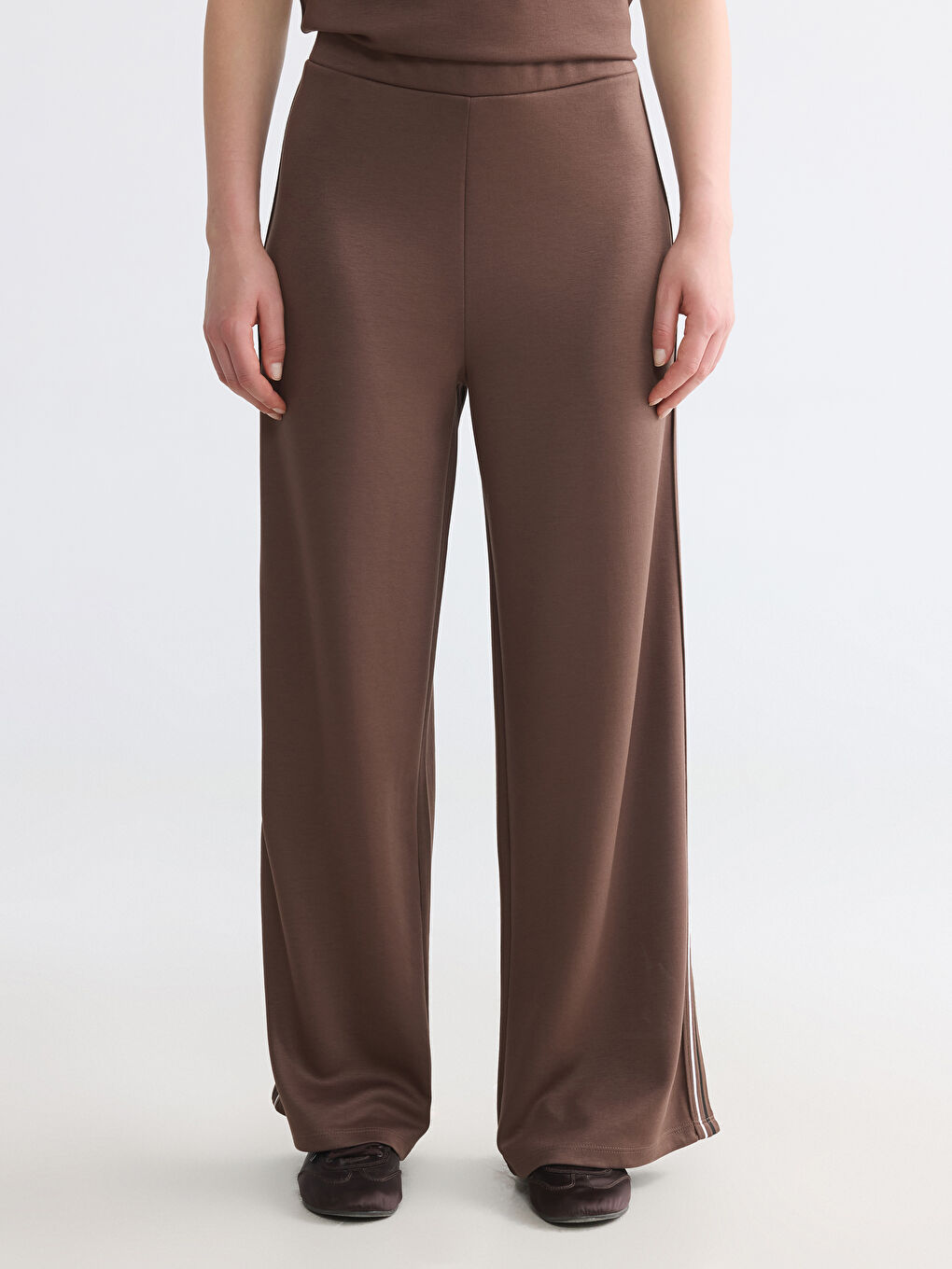 Elastic Waist Soft Touch Women's Sweatpants-1