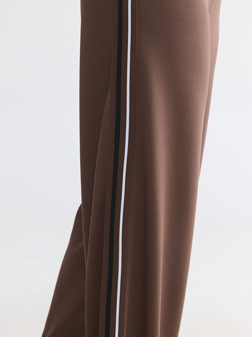 Elastic Waist Soft Touch Women's Sweatpants-2