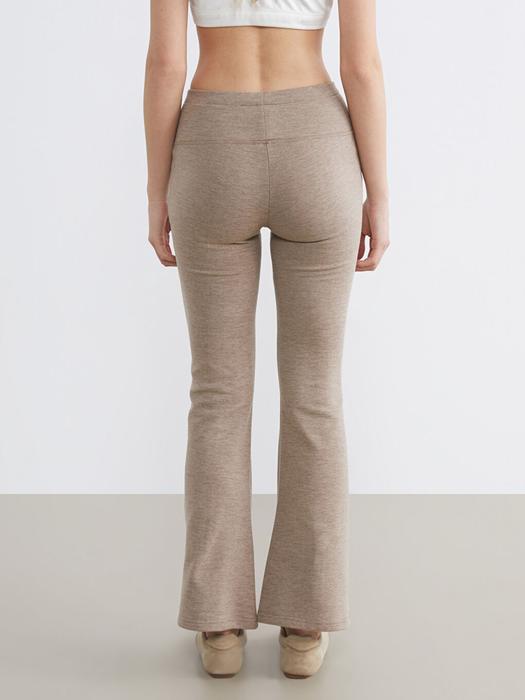 Kahverengi Beli Lastikli İspanyol Paça Kadın Spor Tayt-3