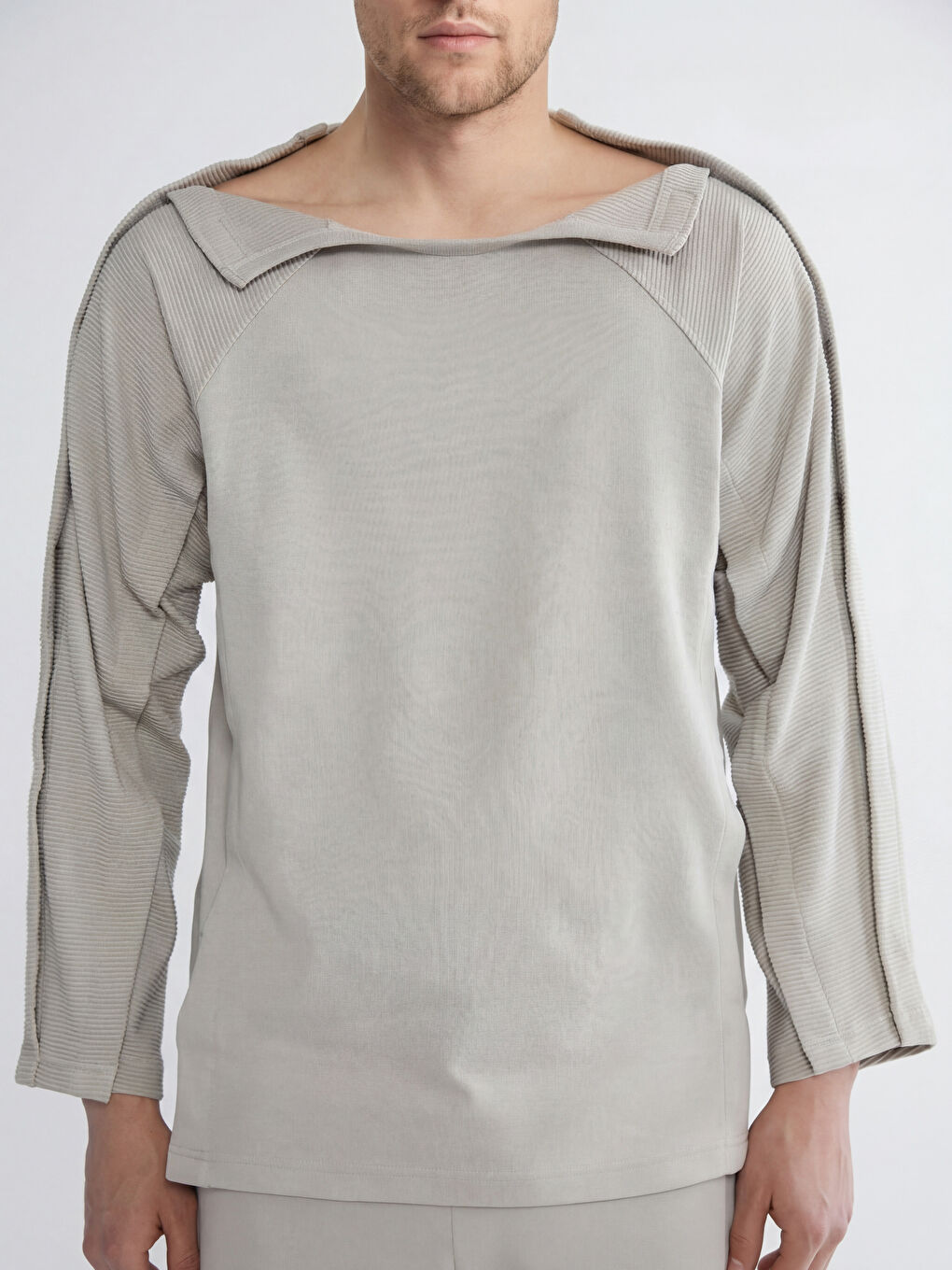 Bej Kolay Giyilebilir Yanlardan Cırt Bantlı Erkek Sweatshirt-5