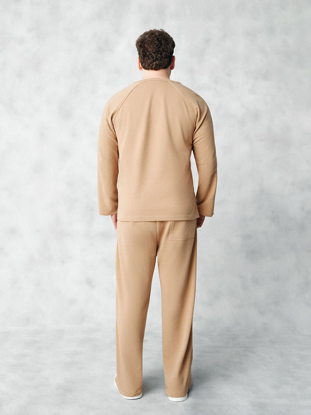 Bej Kolay Giyilebilir Boydan Cırt Bantlı Erkek Eşofman Altı-2