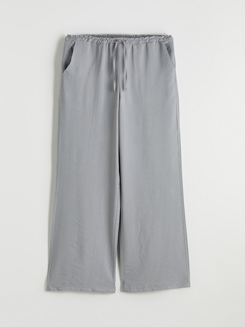 Gri Beli Lastikli Geniş Paça Kadın Pantolon