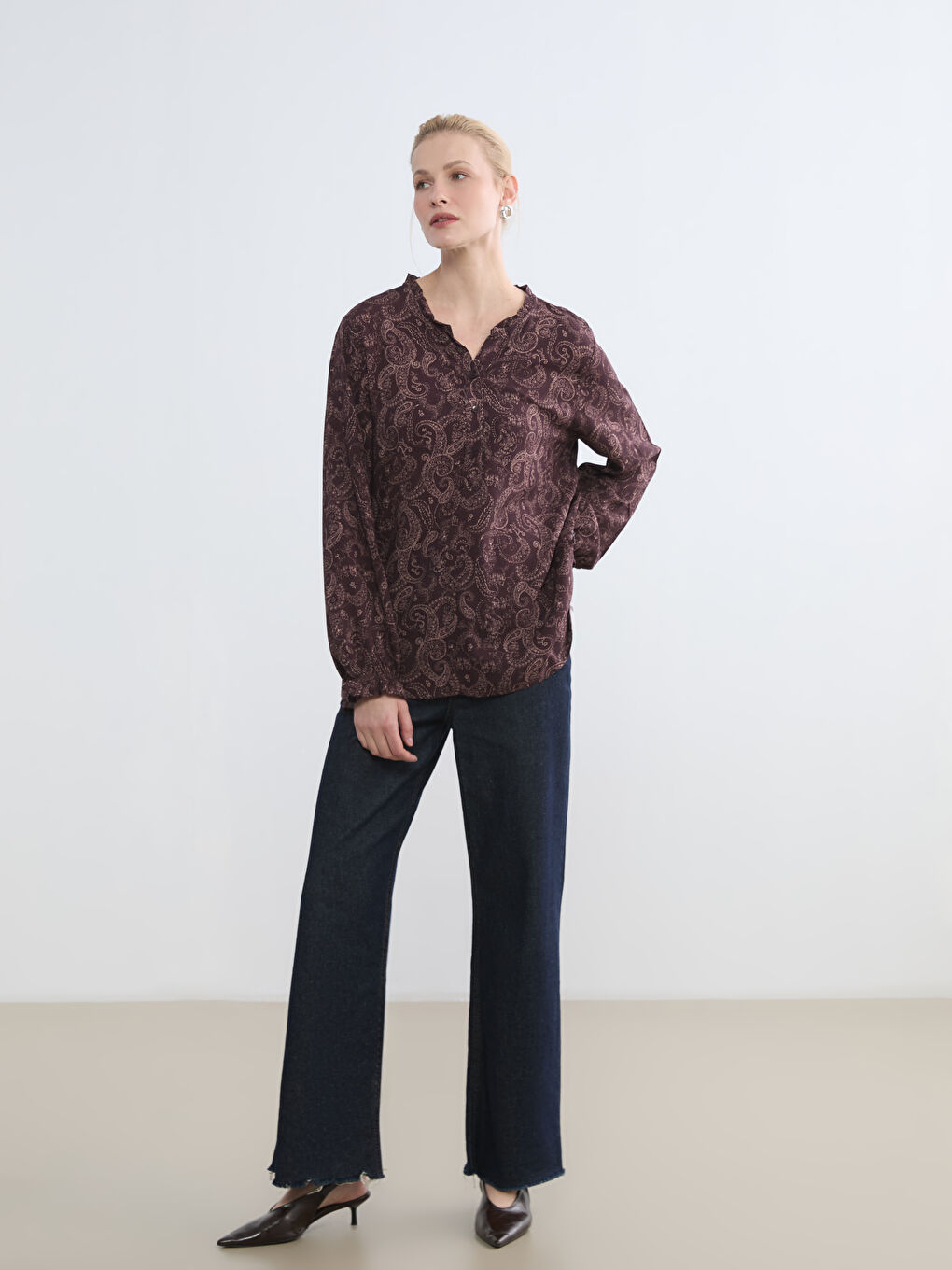Bordo Kaçık Yaka Desenli Bluz-1