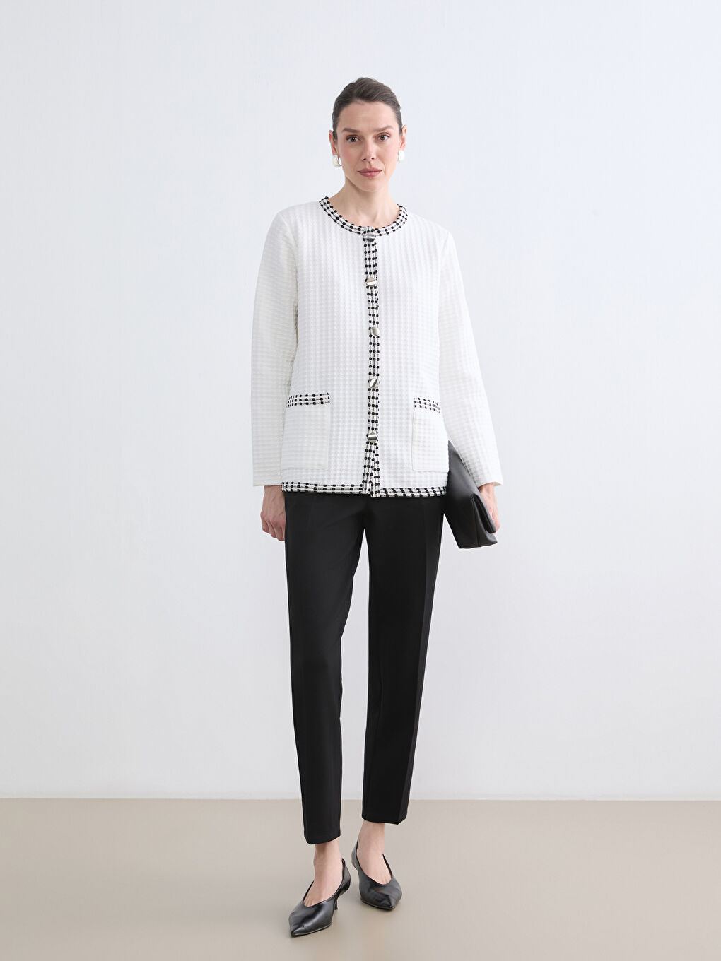 Siyah Regular Fit Kadın Pantolon