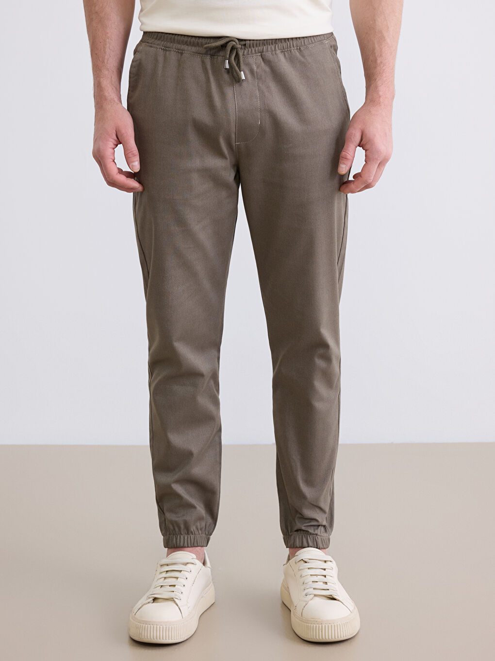 Haki Standart Kalıp Erkek Jogger Pantolon-1