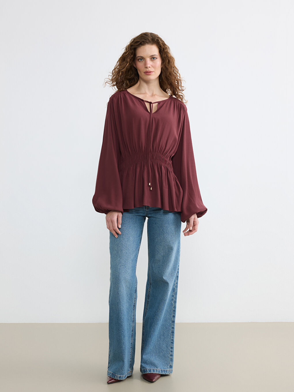 Bordo Bağlama Yaka Büzgülü Bluz-1