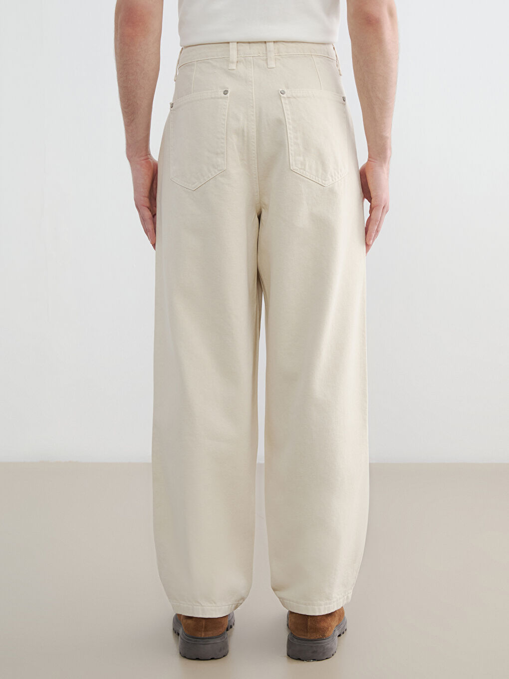 Gri Rahat Kalıp Erkek Pantolon-3