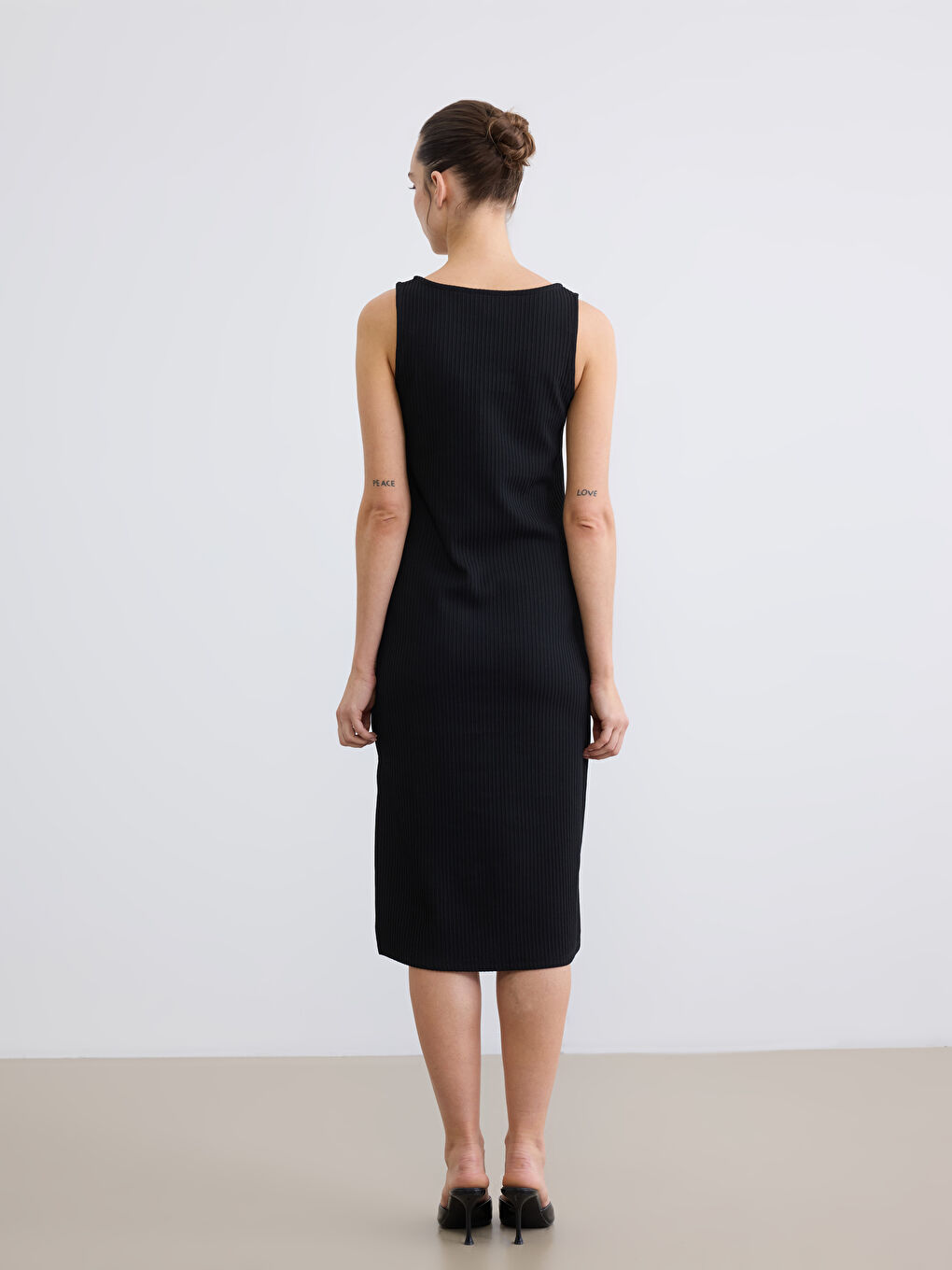 Siyah U Yaka Fitilli Bodycon Elbise-3