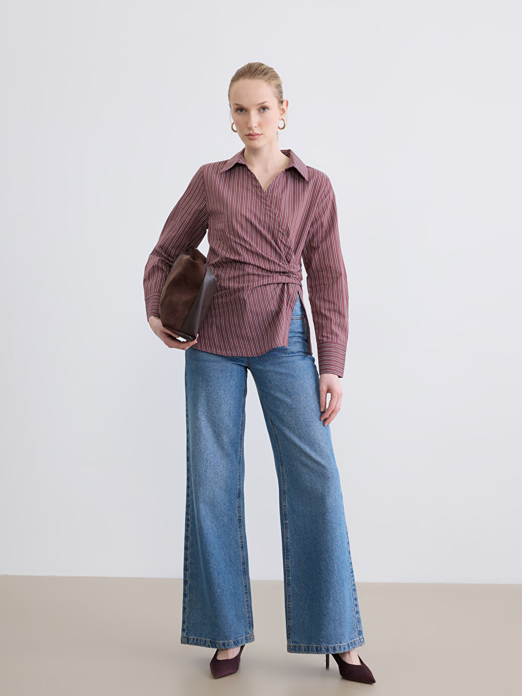 Bordo Kruvaze Yaka Çizgili Büzgülü Bluz-1