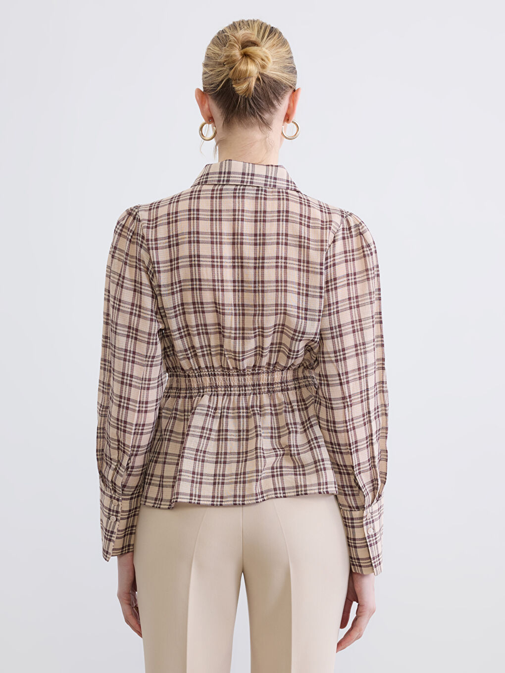 Καρό Πουκάμισο Ελαφρού Ραβδωτού Υφάσματος για Γυναίκες-3