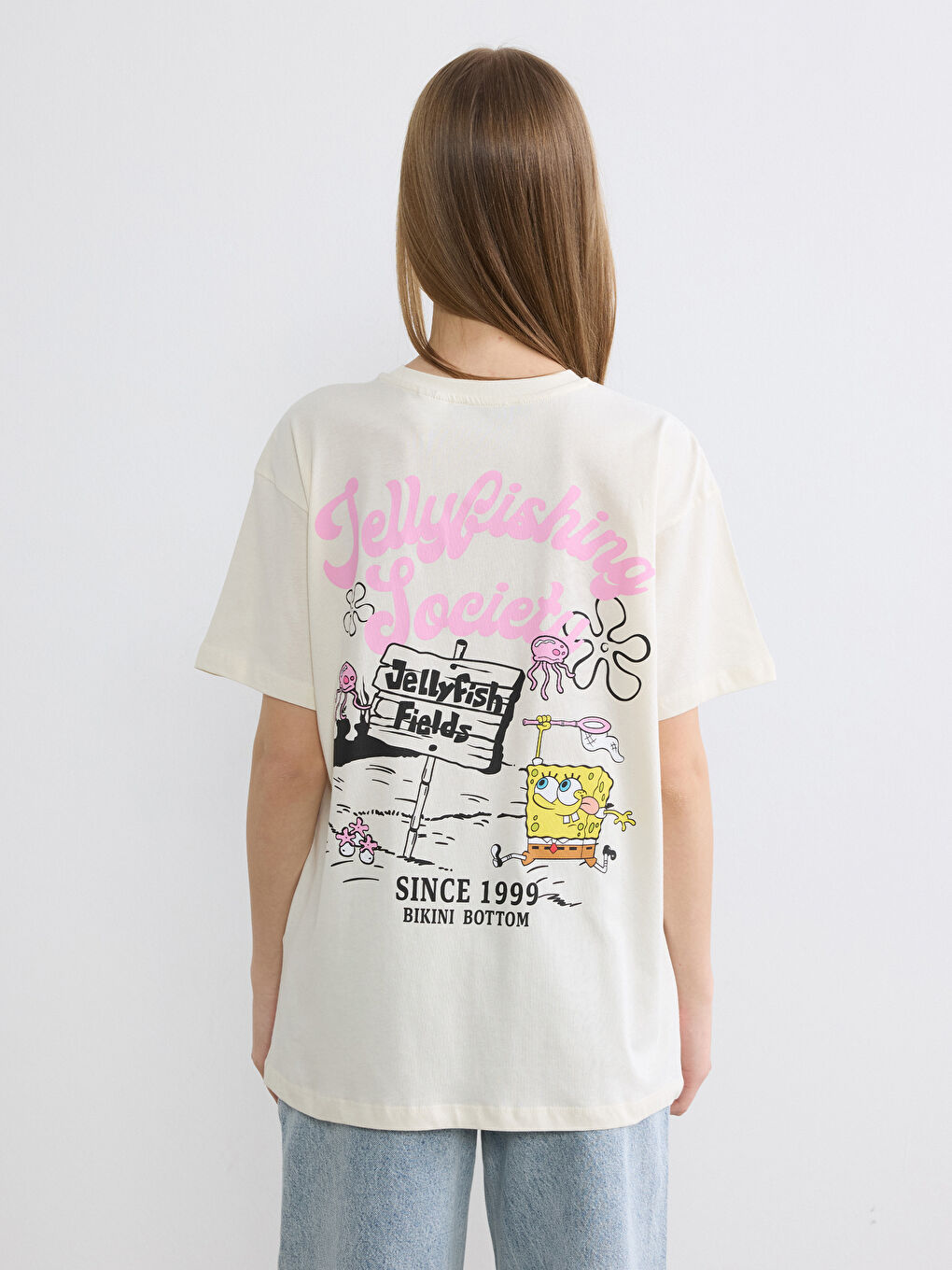 Bej Bisiklet Yaka Sünger Bob Baskılı Kadın Tişört-3
