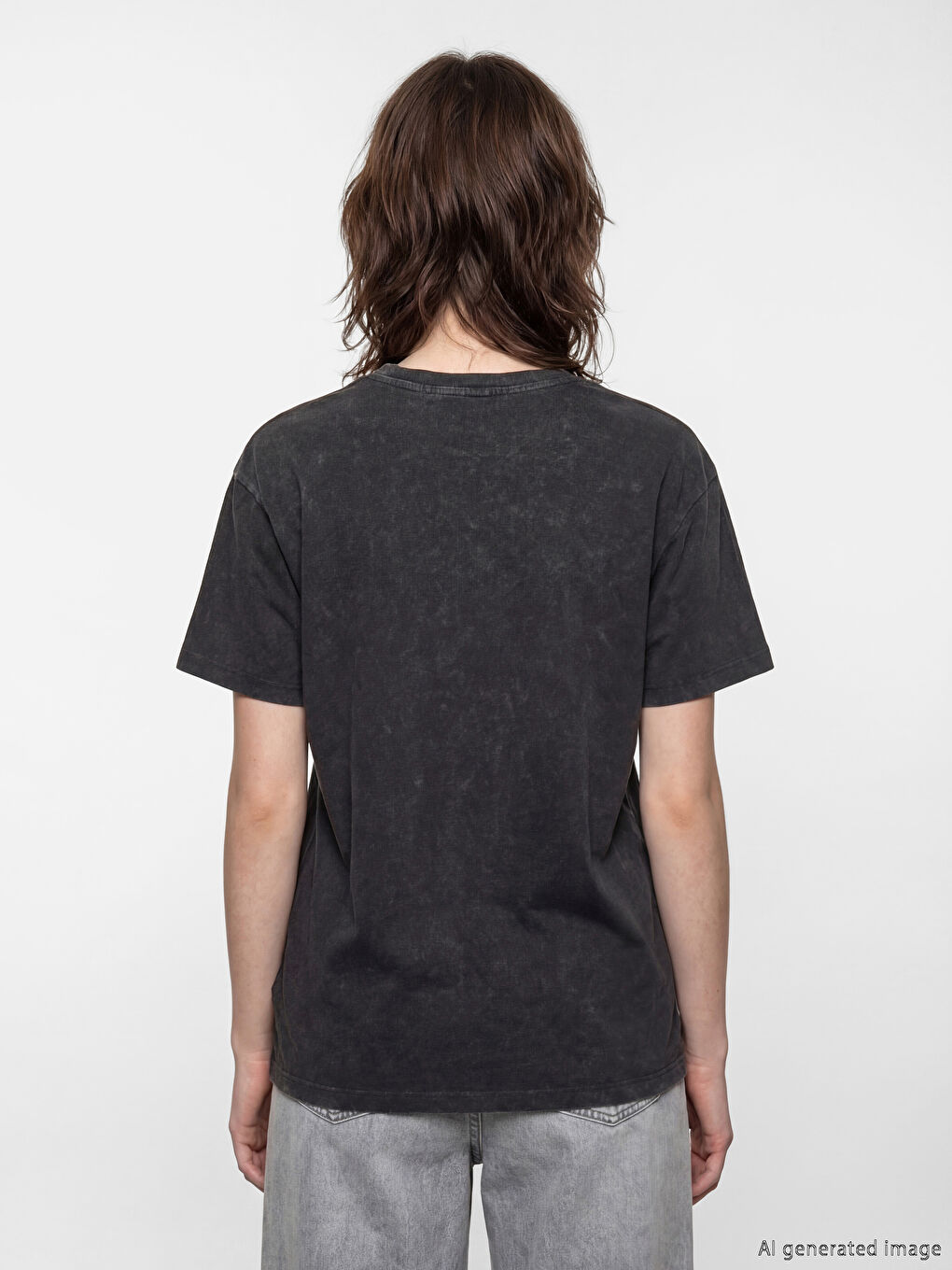 Antrasit Bisiklet Yaka Chip 'n Dale Baskılı Kadın Tişört-2