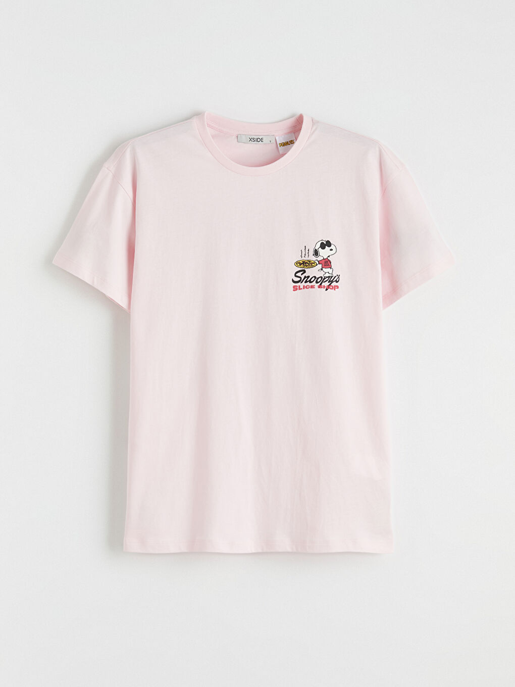 Pembe Bisiklet Yaka Snoopy Baskılı Kadın Tişört