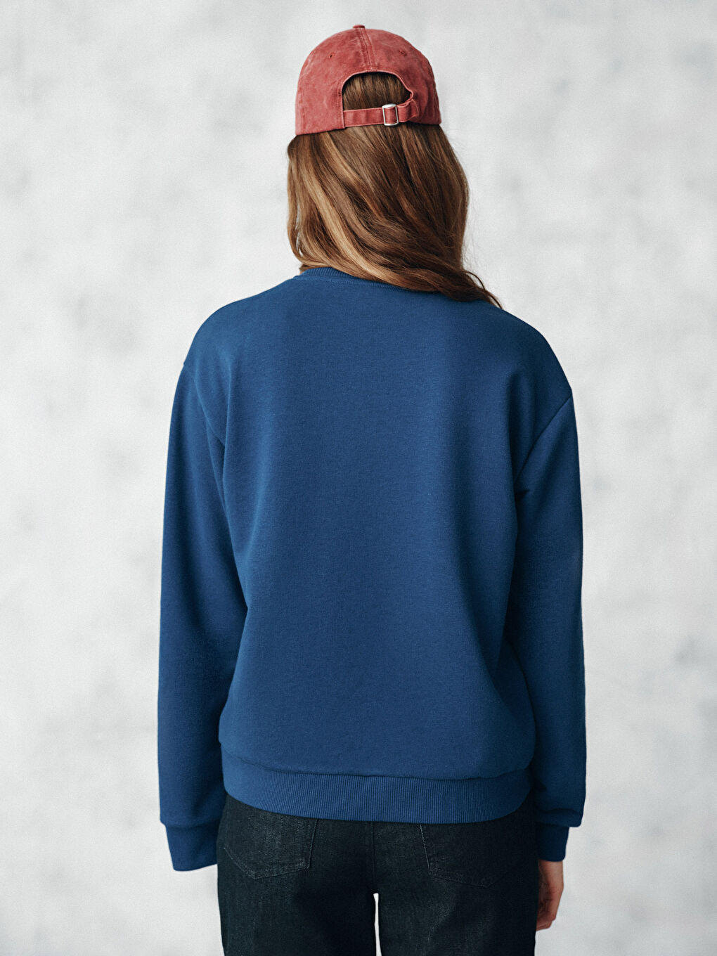 Lacivert Fonksiyonel Cepli Baskılı Kadın Kalın Sweatshirt-2