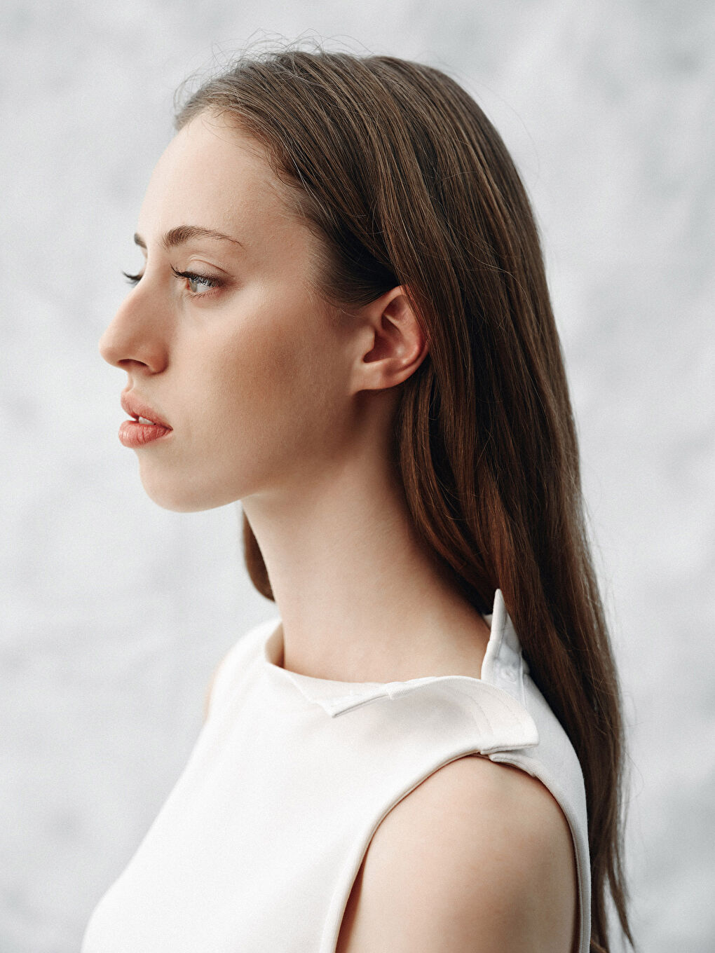 Ekru Kolay Giyilebilir Yandan ve Omuzdan Cırtlı Bluz-1