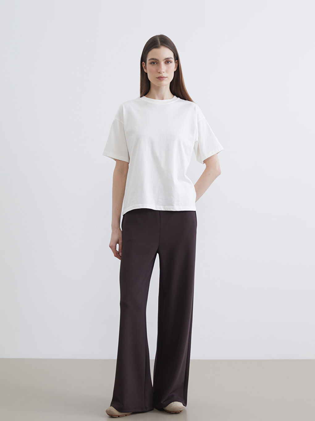 Kahverengi Beli Lastikli Geniş Paça Kadın Eşofman Altı