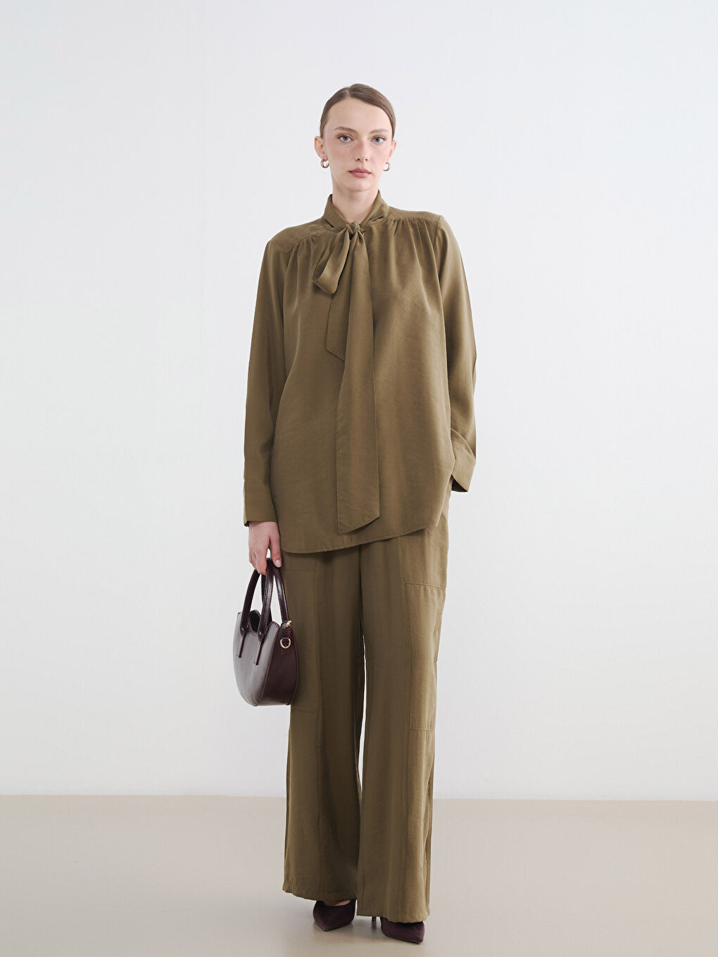 Haki Beli Lastikli Modal Karışımlı Kadın Pantolon