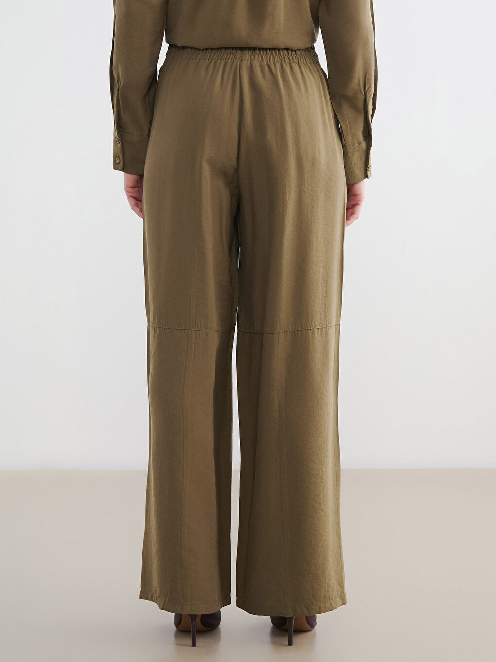 Haki Beli Lastikli Modal Karışımlı Kadın Pantolon-3