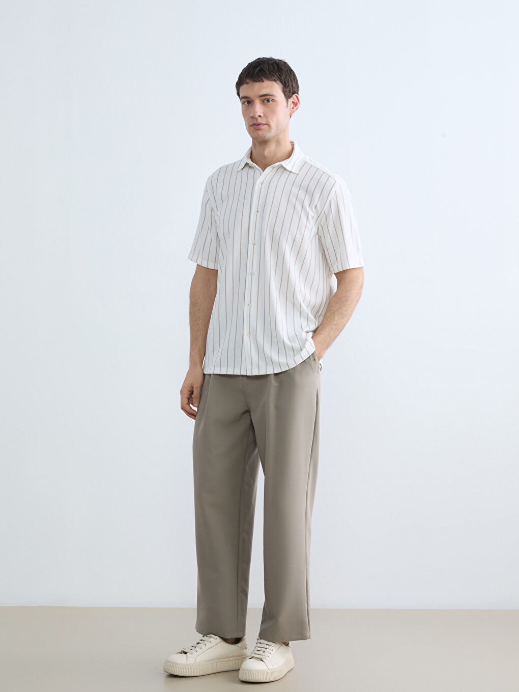 Ekru Regular Fit Çizgili Erkek Gömlek-1