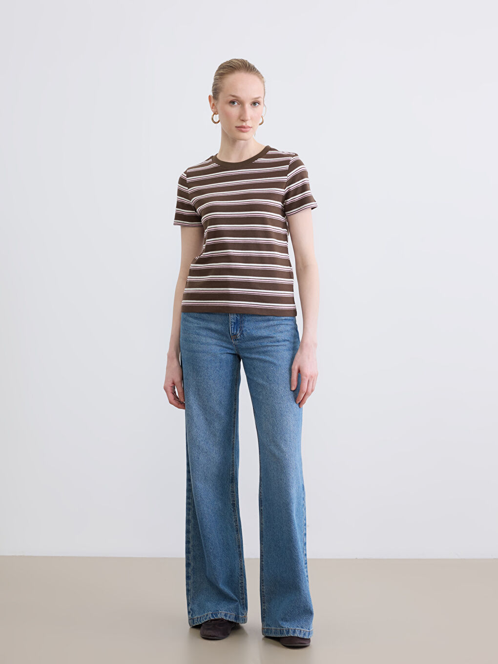 Karışık Bisiklet Yaka Çizgili Kadın Tişört-1