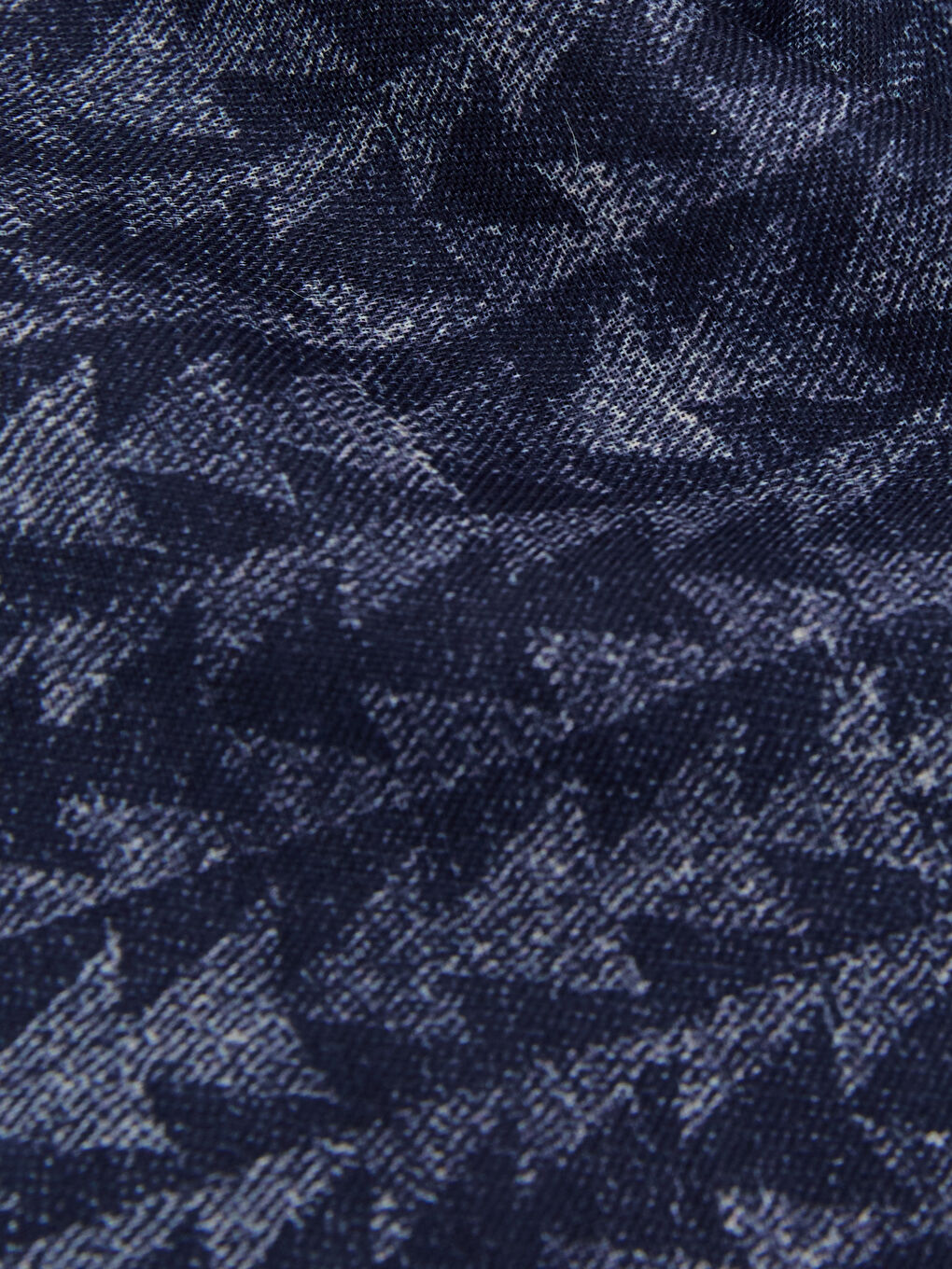 Woman NAVY Large Scarf-2