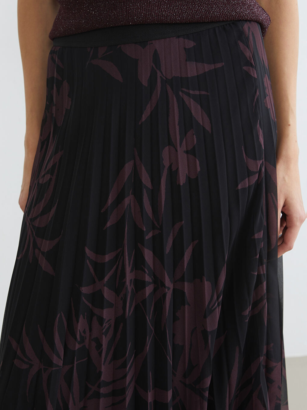 Karışık Beli Lastikli Çiçekli Şifon Pileli Etek-2