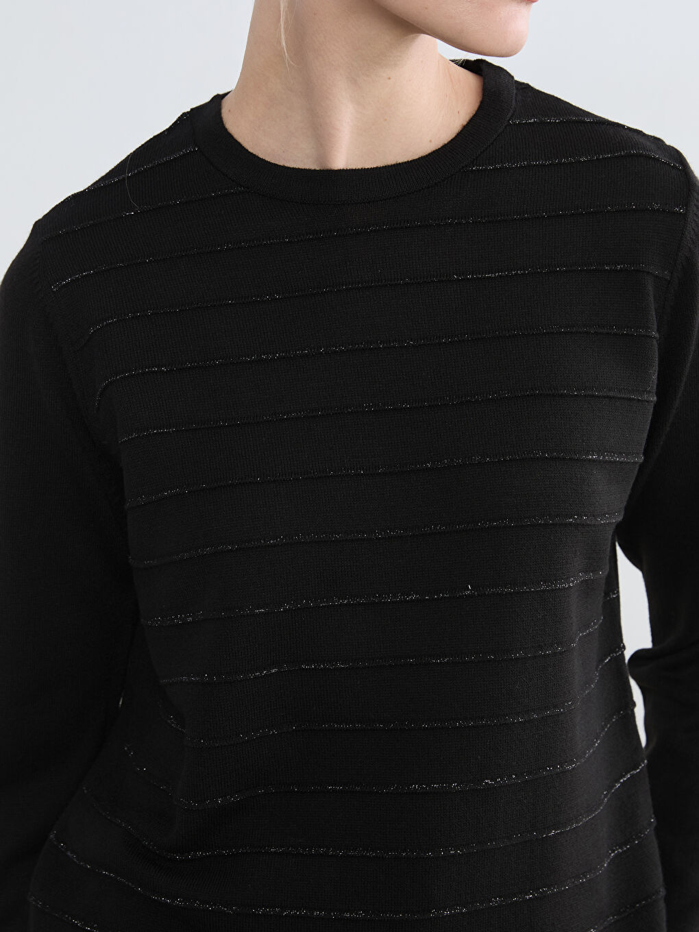 Siyah Bisiklet Yaka Çizgili Kadın Triko Kazak-2