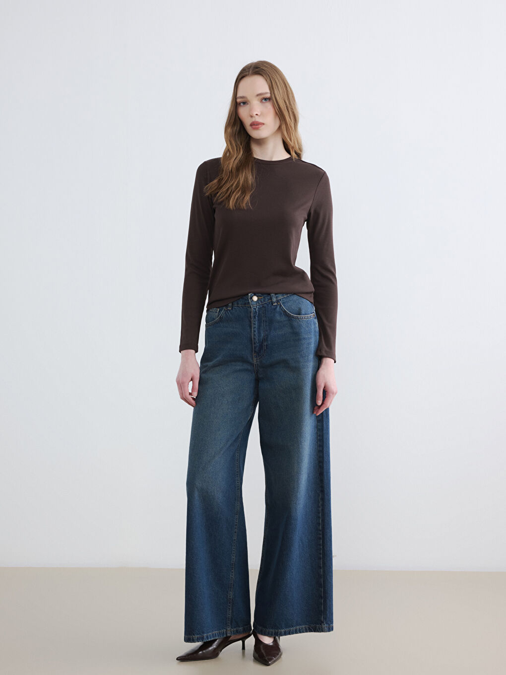 Crew Neck Women's Body-1