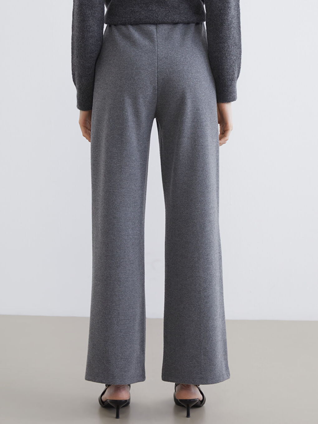 Antrasit Beli Lastikli Geniş Paça Kadın Pantolon-3