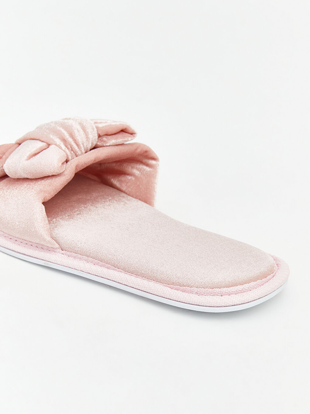 Pembe Fiyonk Figürlü Kadın Ev Terliği-5