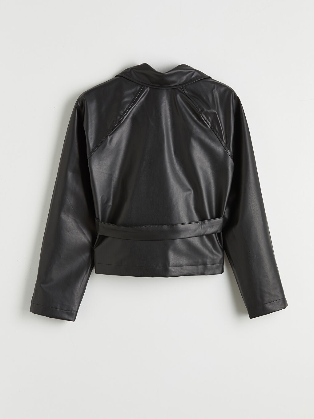 Siyah Gömlek Yaka Kadın Deri Görünümlü Ceket	-1